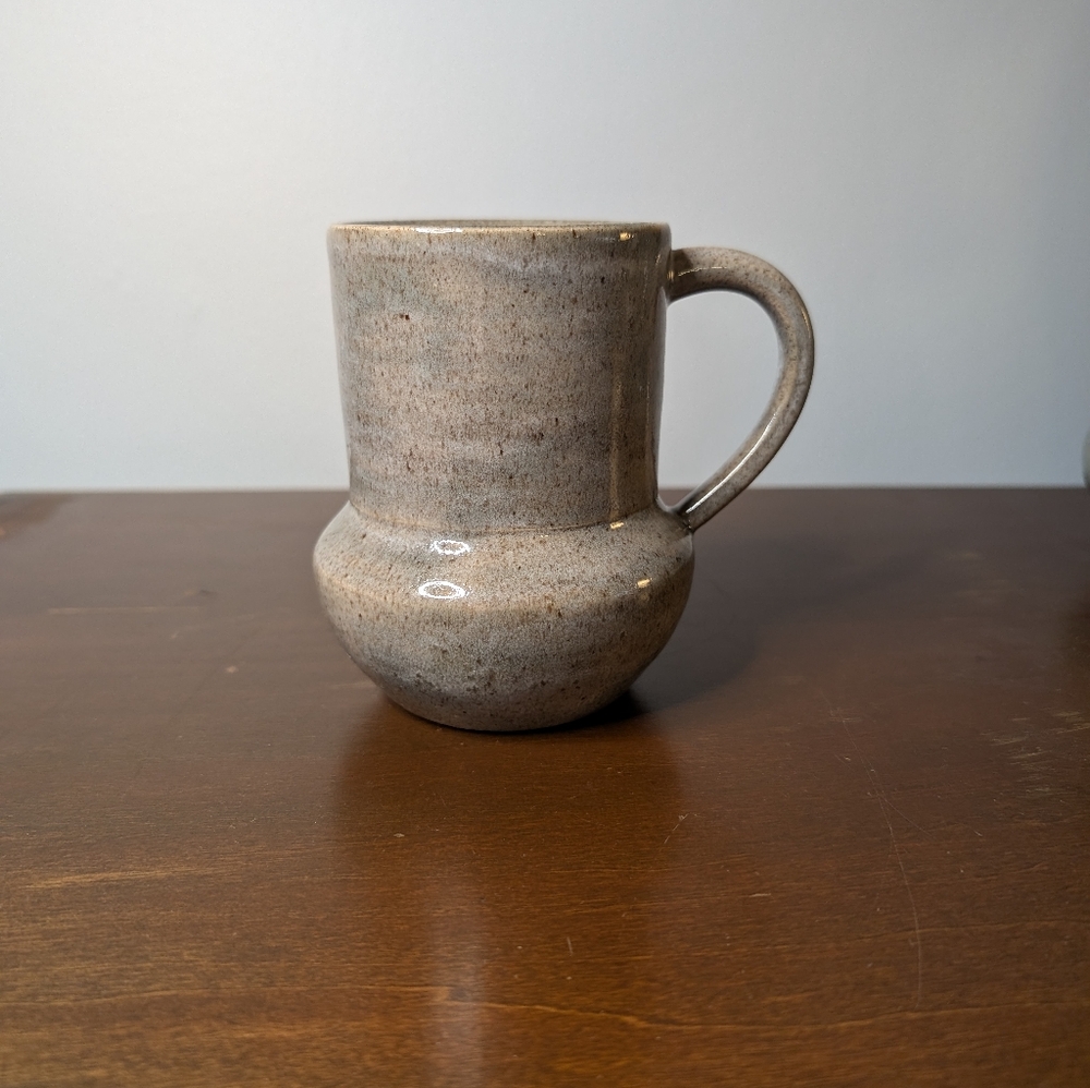 Vintage pottery mug - Picture 3 of 7